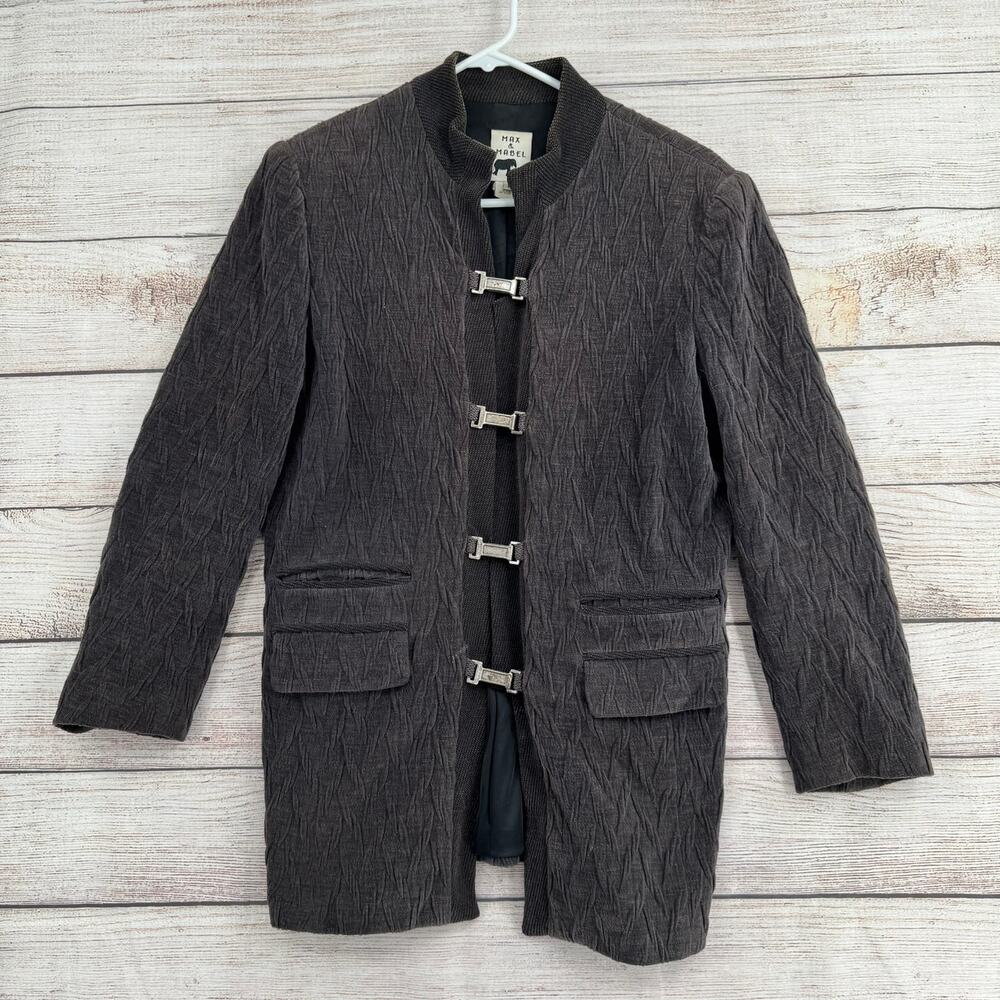 Max & Mabel Textured Buckle Close Jacket Womens Medium Gray Black Lined